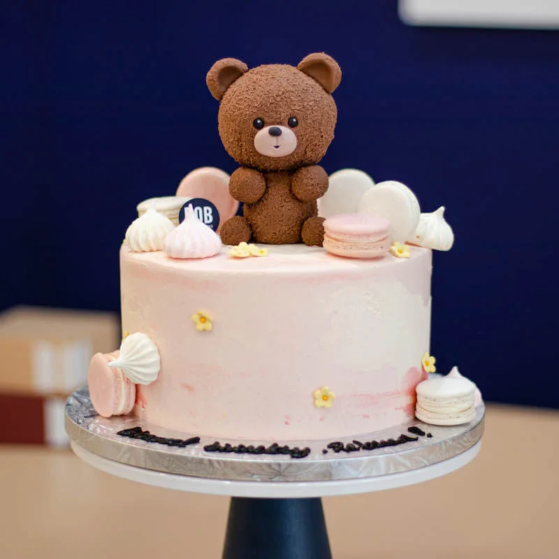 Custom Cakes: Worth Every Penny?