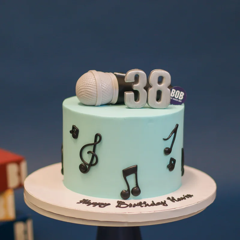 5 Amazing Music Instruments Cake Designs